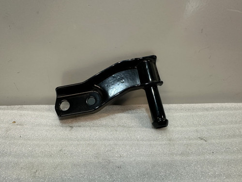 Auspuff halter überholt - auspuff,